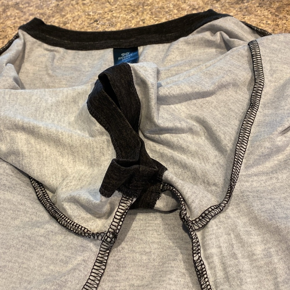 90 Degree By Reflex Men’s Soft V Neck Tee Small Dark Gray or Gray and Black - Picture 13 of 13